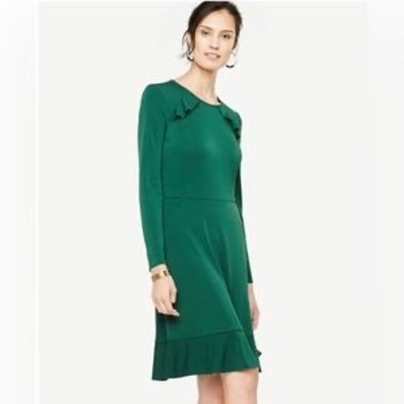 Ann Taylor Dresses & Skirts - Ann Taylor Emerald Green Ruffle Dress - Size 2 Petite